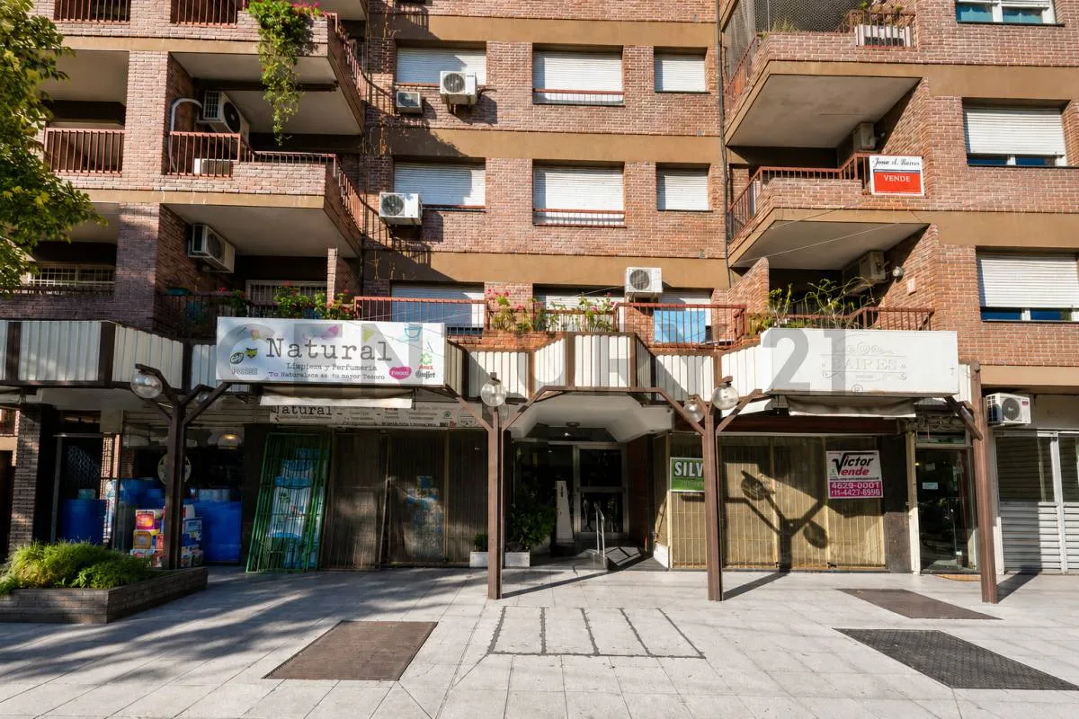 Imóvel: 1 quarto, Morón