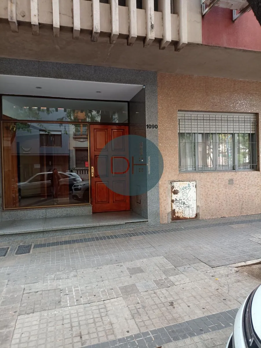 11 N°1090 E/ 54 Y 55 - 1°b