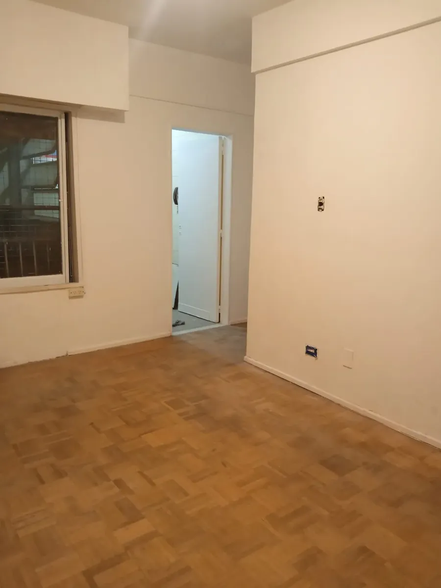 Departamento 2 Ambientes Interno, Baño Y Cocina Completos. Apto Profesional O Vivienda