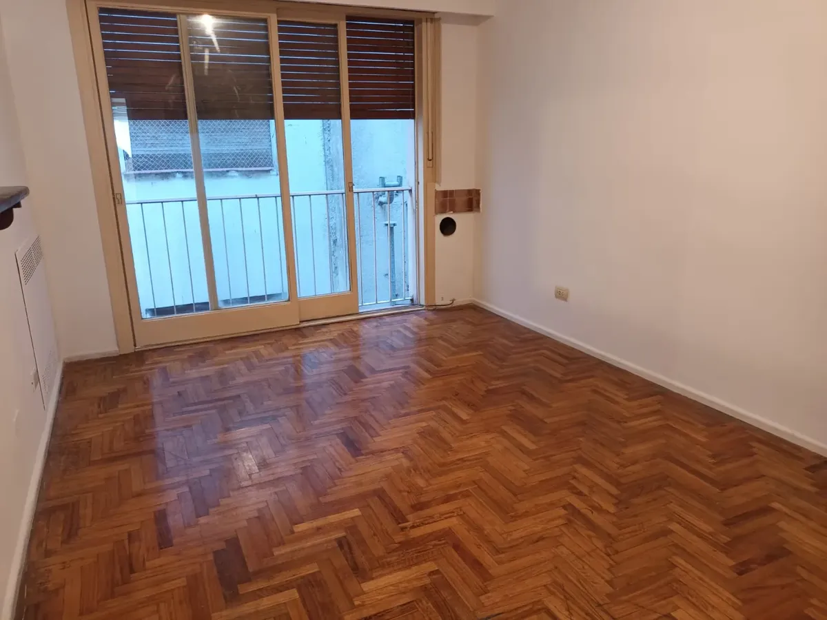 Alquiler 2 Ambientes Olivos Av. Del Libertador 2400 Cochera Opcional