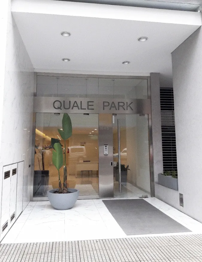 Alquiler Tradicional. Dos Ambientes Con Balcón, Dormitorio En Suite Y Amenities