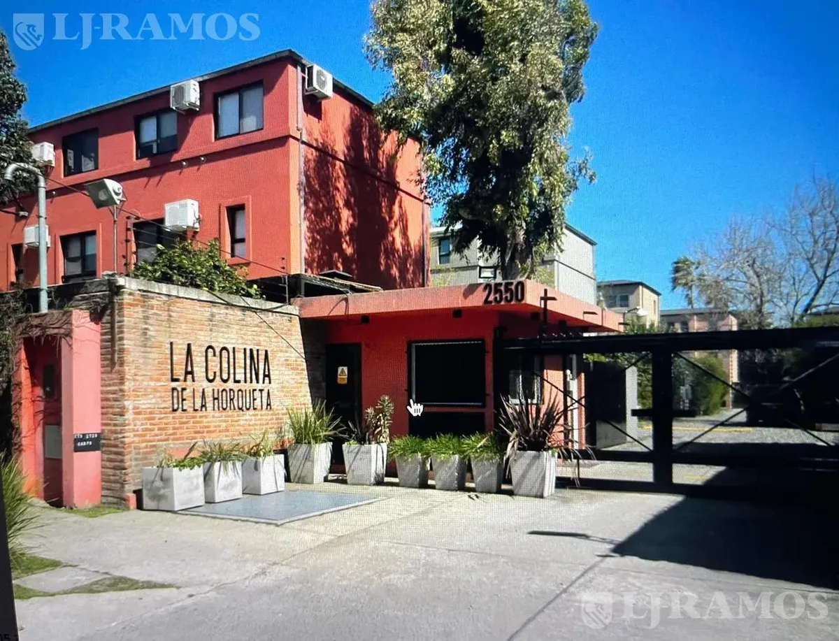 Muy Lindo Triplex Alquiler Anual - La Colina De La Horqueta - La Horqueta