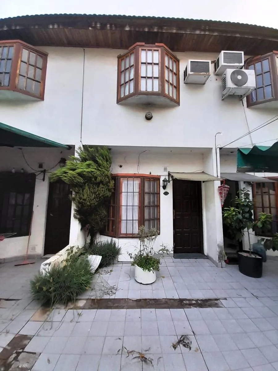 Duplex De 3 Ambientes En Alquiler En Villa Luzuriaga