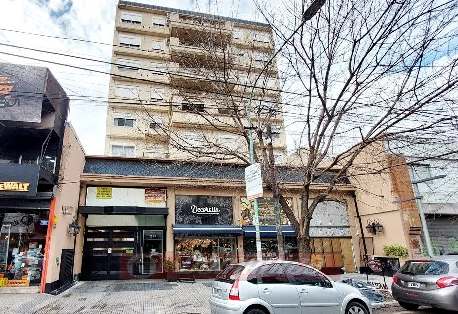 3rd floor with balcony and AC