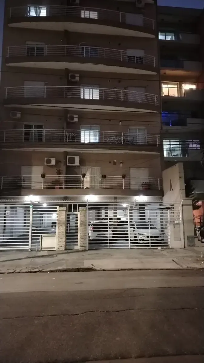 Listing: 1 bedroom, Tres de Febrero