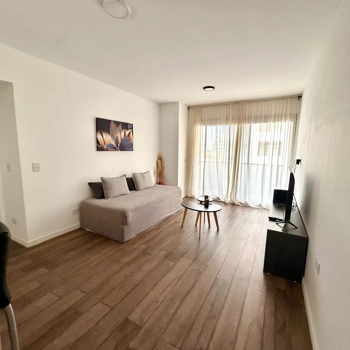 Departamento En Alquiler Anual Sin Muebles En Tigre. En Venta Con Renta