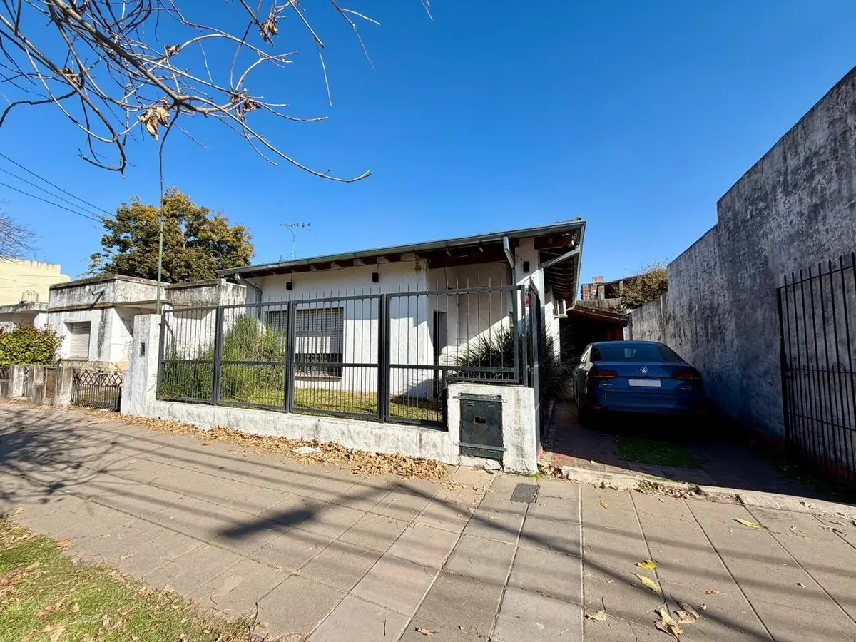 Casa Céntrica En Alquiler - Id 6088