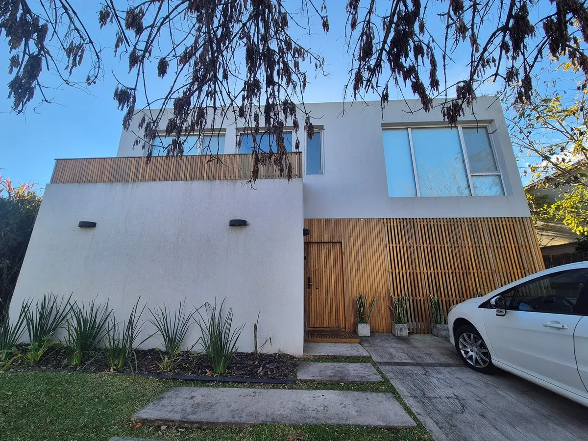 Casa En Alquiler En Los Sauces, Nordelta, Tigre
