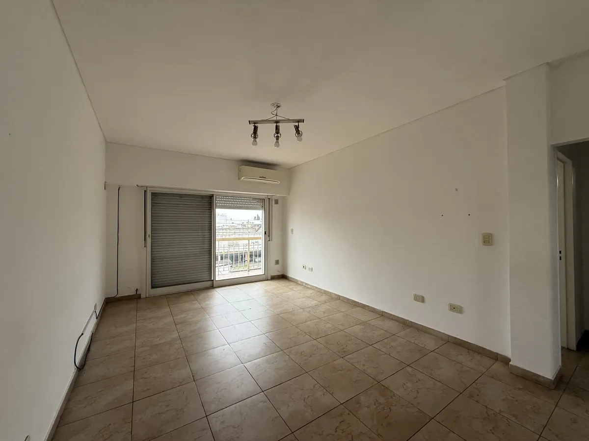 3-room apartment with balcony