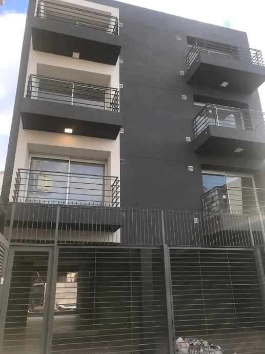 Departamento En Alquiler En Bernal Centro
