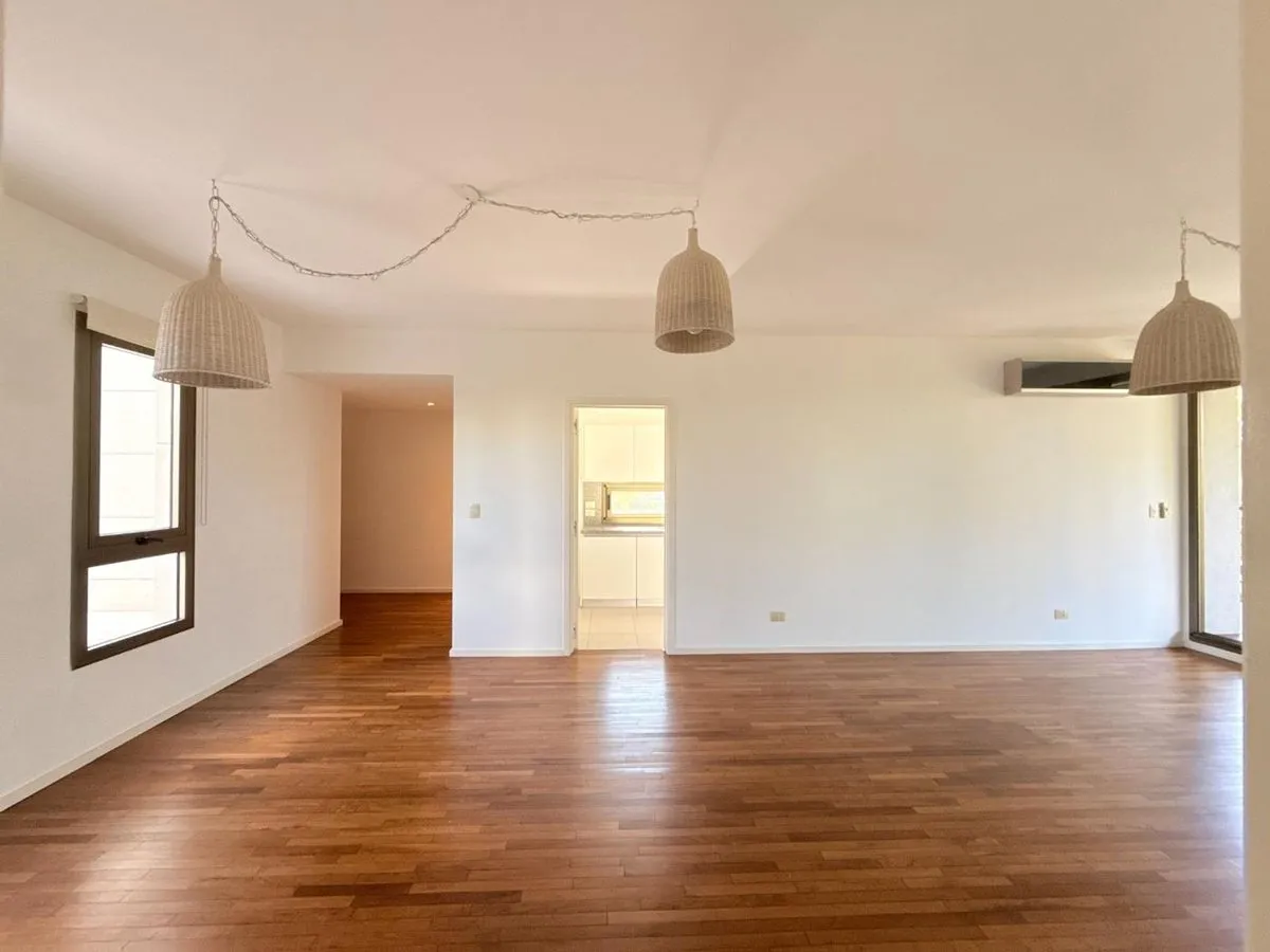 1st-floor, 20 m² terrace balcony