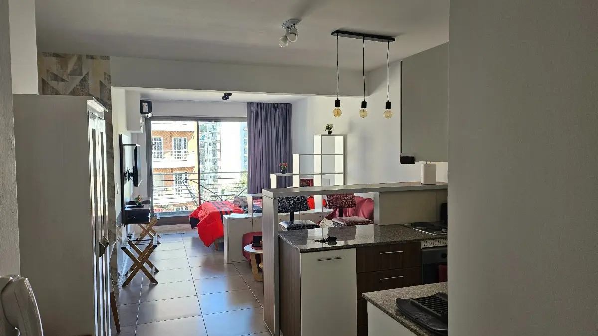 Muy Lindo Y Luminoso Departamento En Buenos Aires, Caballito