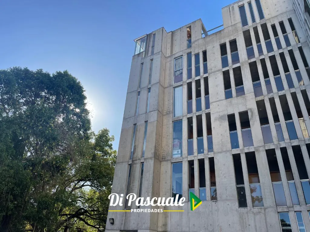 Alquiler Departamento 2 Ambientes Con Balcon, Terraza Privada Y Cochera - Moreno Norte