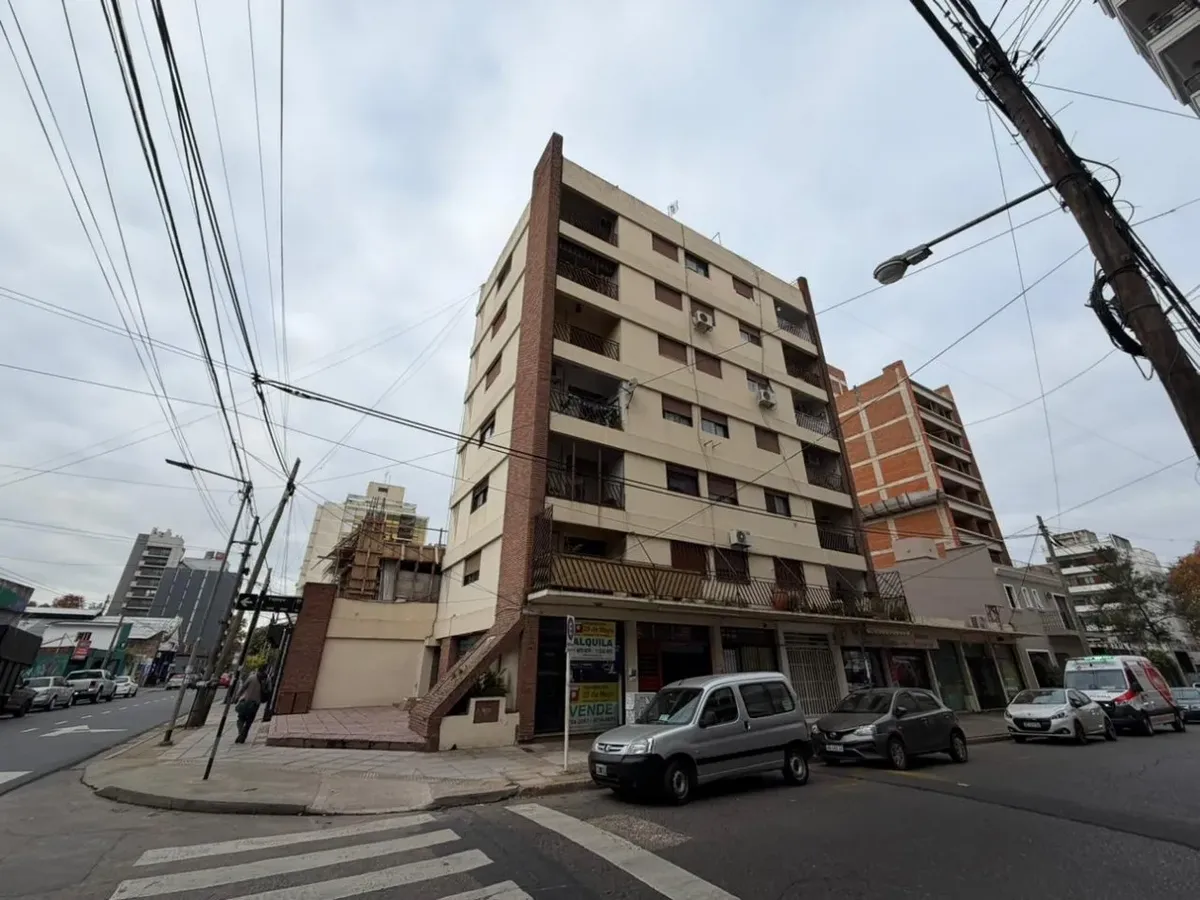 Departamento De 3 Ambientes En Alquiler - San Martin