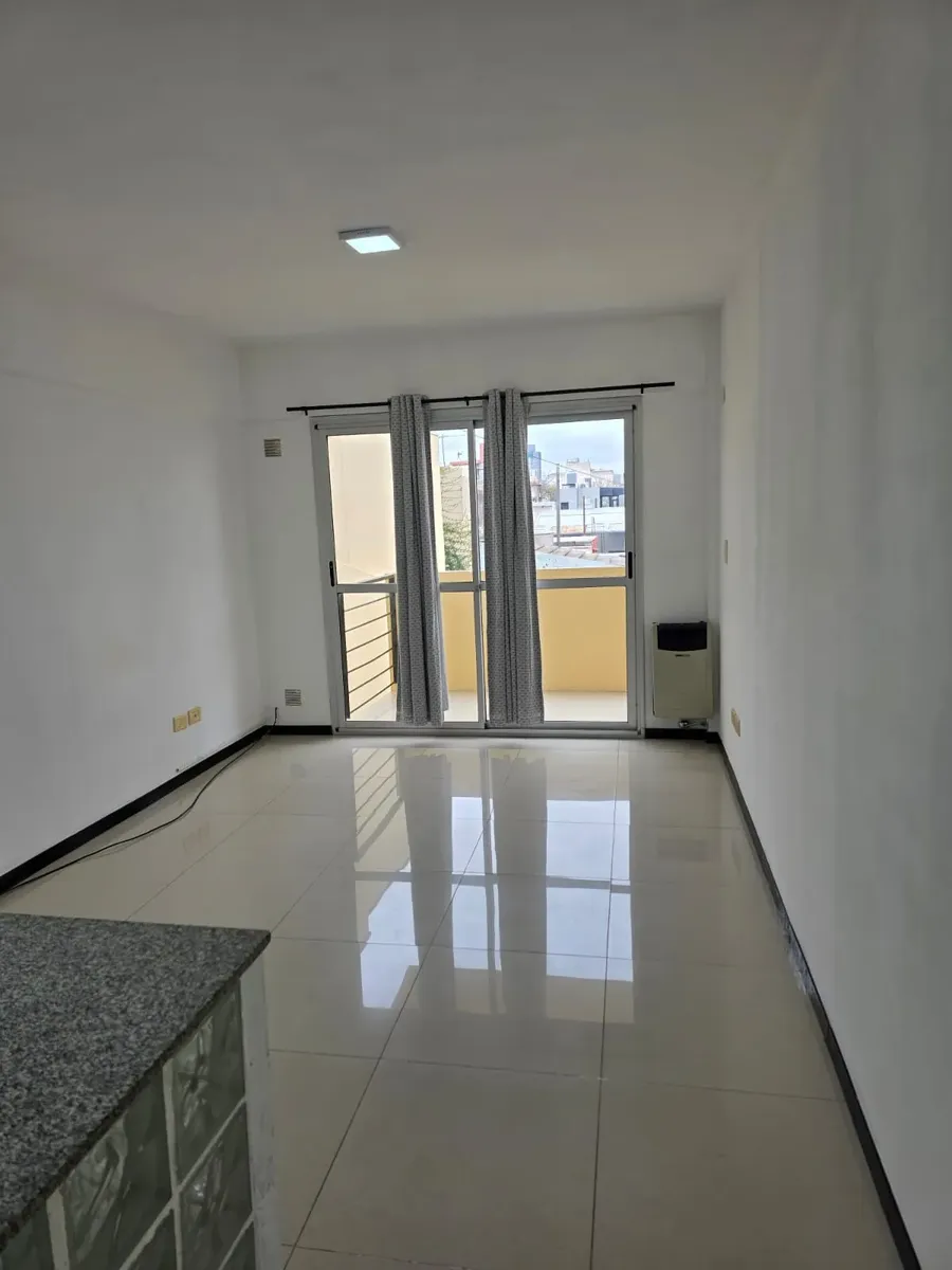 2º andar com varanda privativa