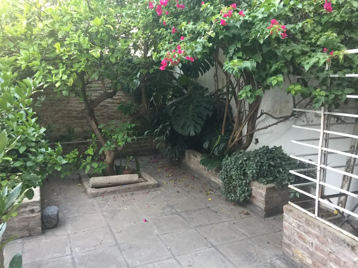 Patio with grill, 2 bathrooms