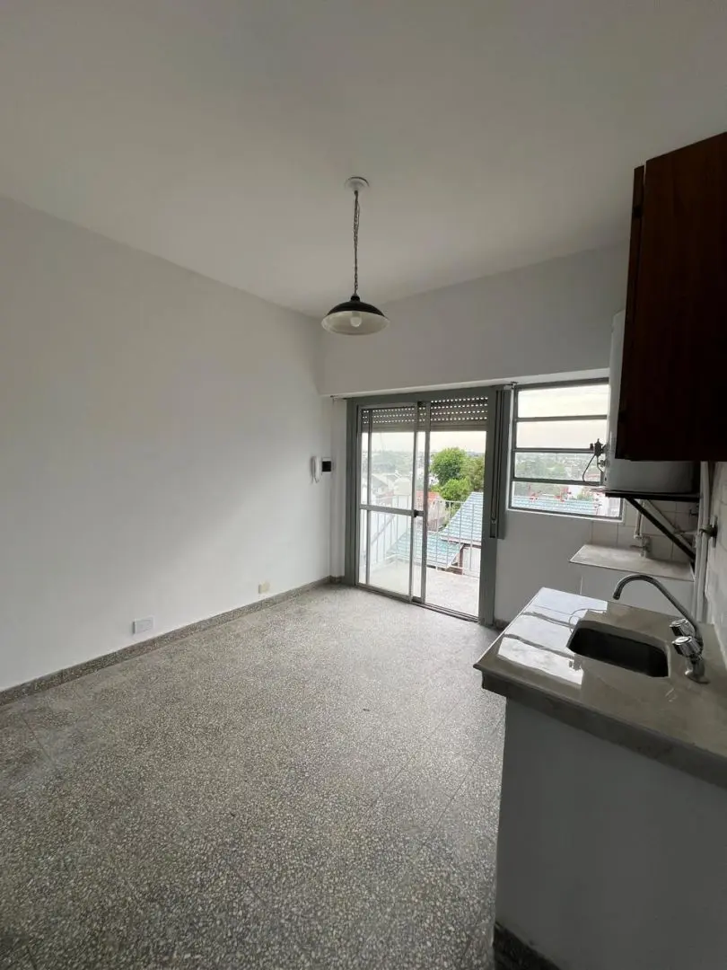 Departamento En Alquiler En Chilavert, Villa Ballester
