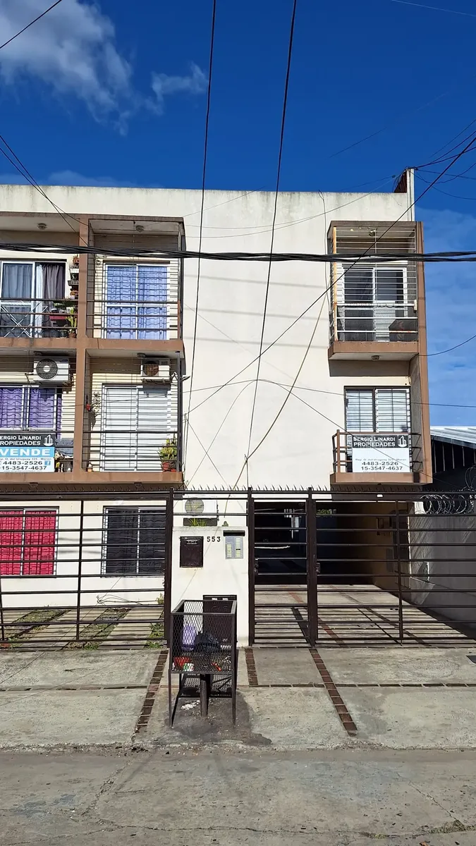 1st-floor unit with terrace