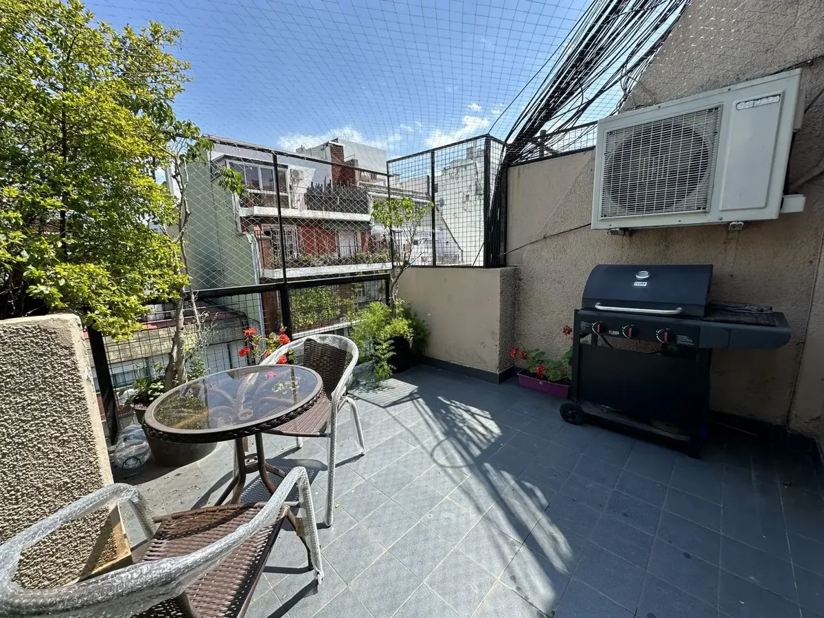 Mono Ambiente 50m2 C/ Balcon Terraza Y Parrilla En Recoleta