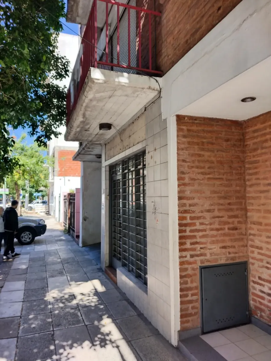 Departamento 2 Amb Con Cochera Apto Profesional En Caseros Centro A 200m De La Estaciòn