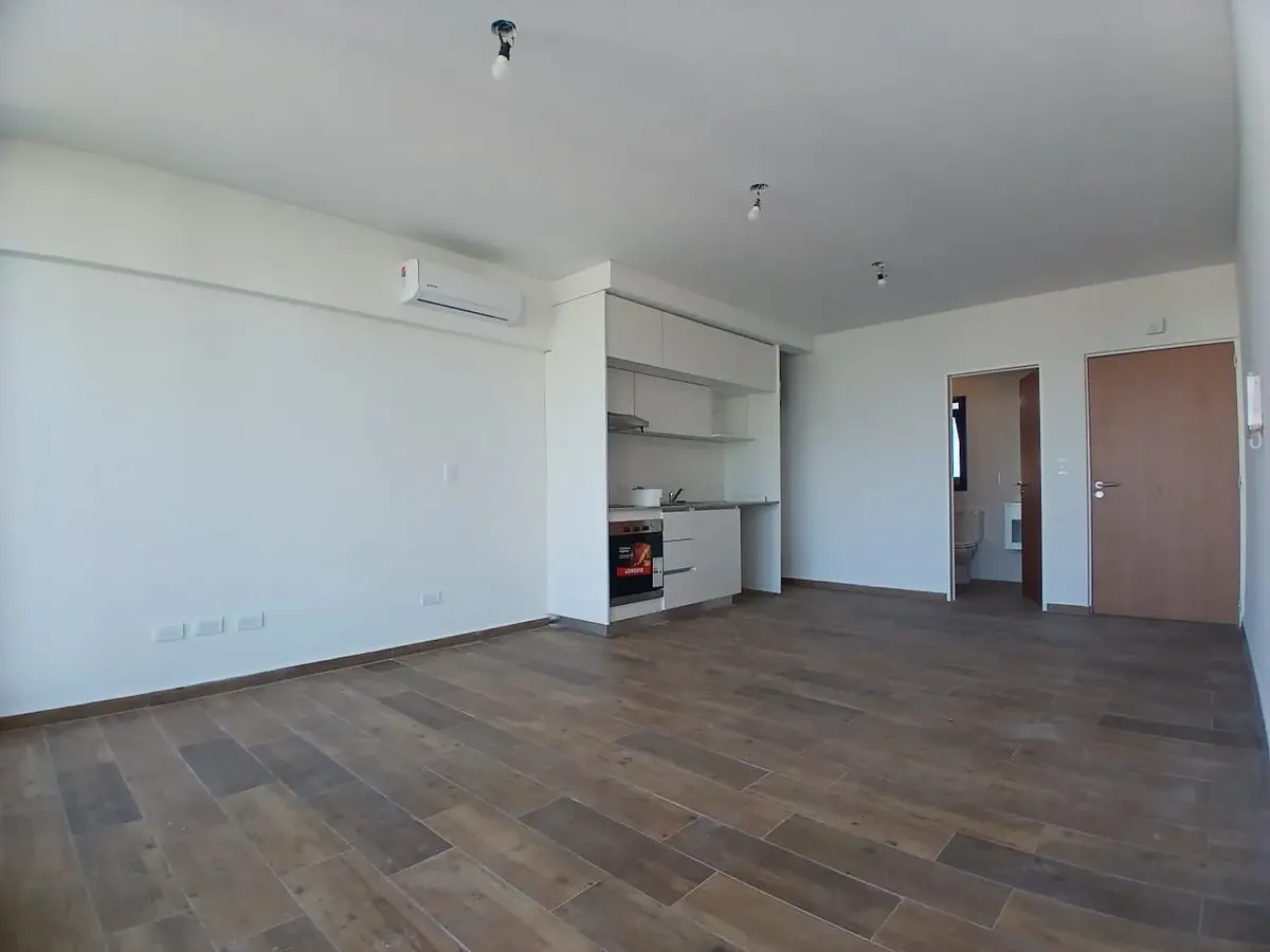 Apartamento novo com varanda
