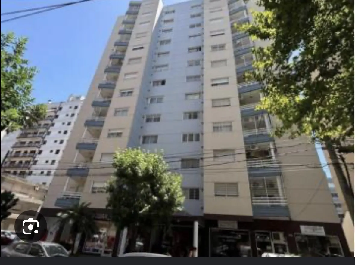 Departamento De 3 Ambientes Muy Luminoso Con Cochera En Ramos Mejía