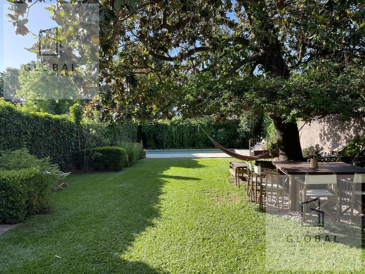 Casa em Beccar com piscina