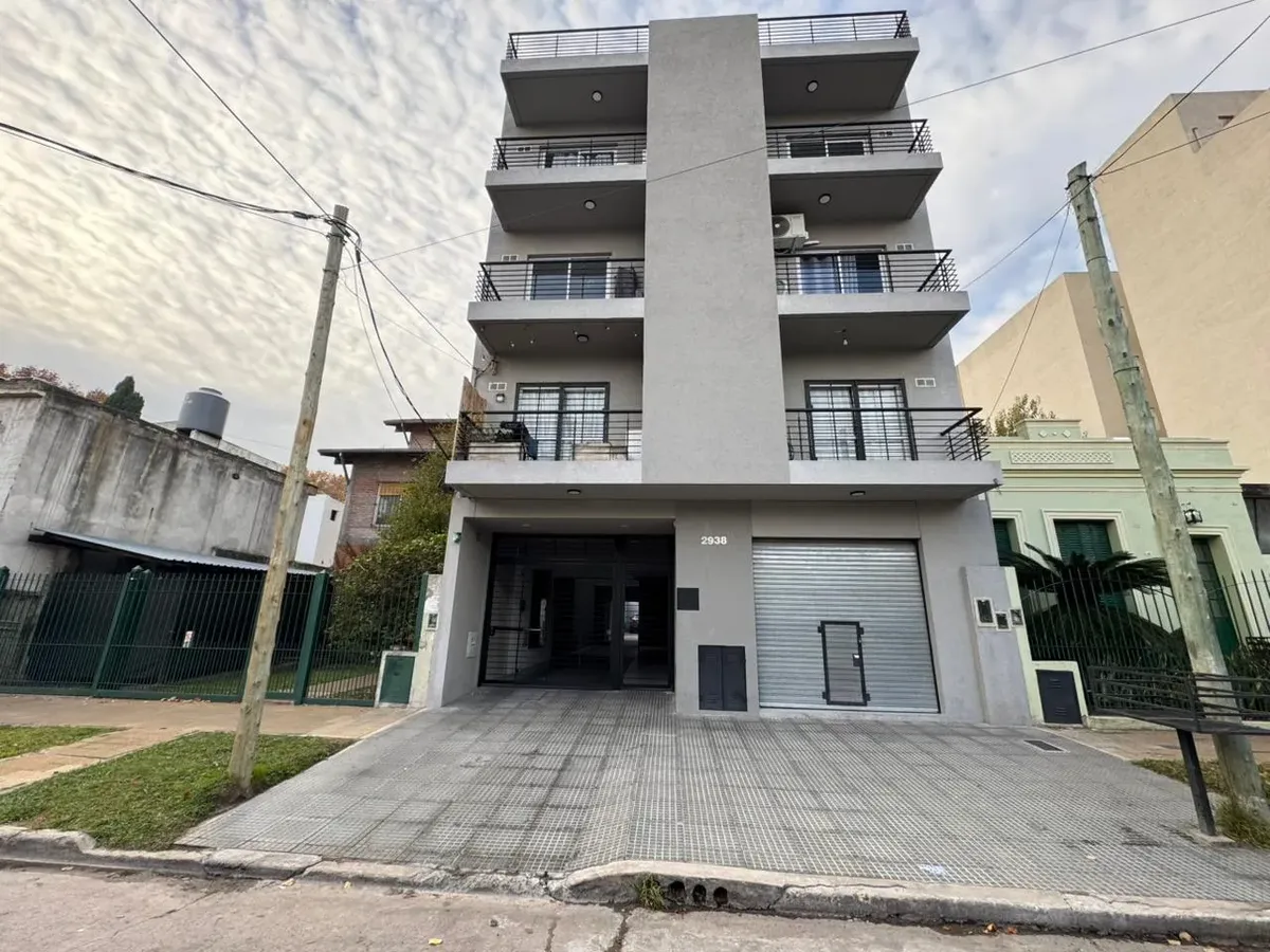 Departamento En Jose León Suarez