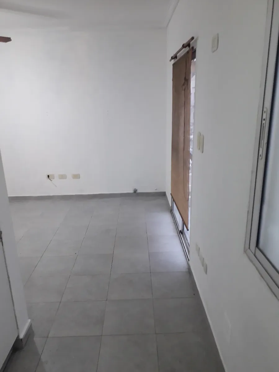 Alquiler Dos Departamentos En Barrio Cerrado Santa Luisa 1 Y 2 Dorrego 1353 San Miguel. Entre Italia Y Charlone. 74 M2 Dos Ambientes Mas Terraza Privada Y Cochera .placard Y Purificadores Aire Nuevos