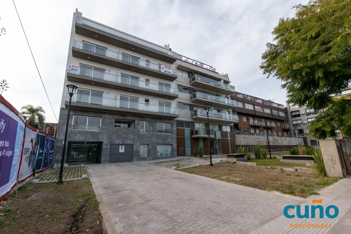 2-room unit with balcony