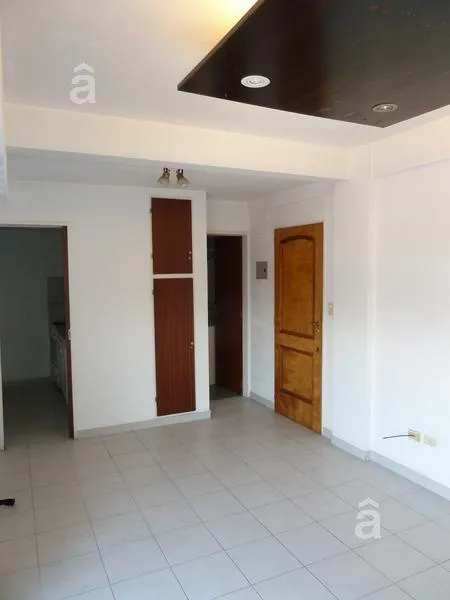 Departamento En Alquiler En Villa Ballester- Monoambiente En Zona Céntrica - Muy Luminoso