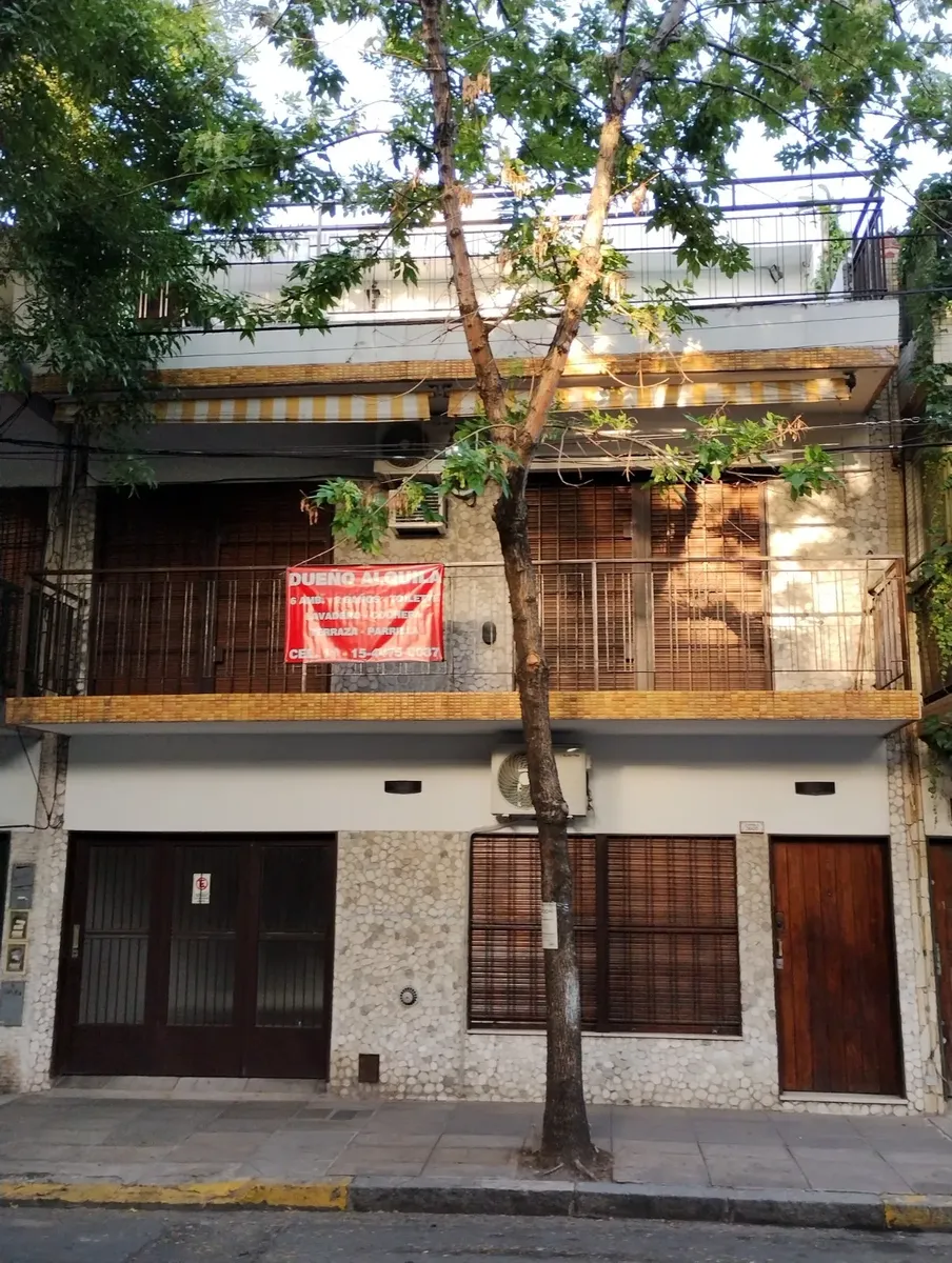 Triplex 5 bedrooms, parking and grill