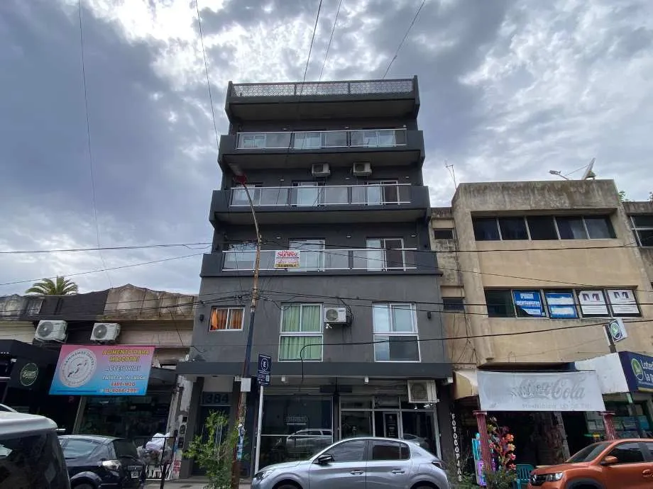 Departamento En Alquiler En Moron Centro