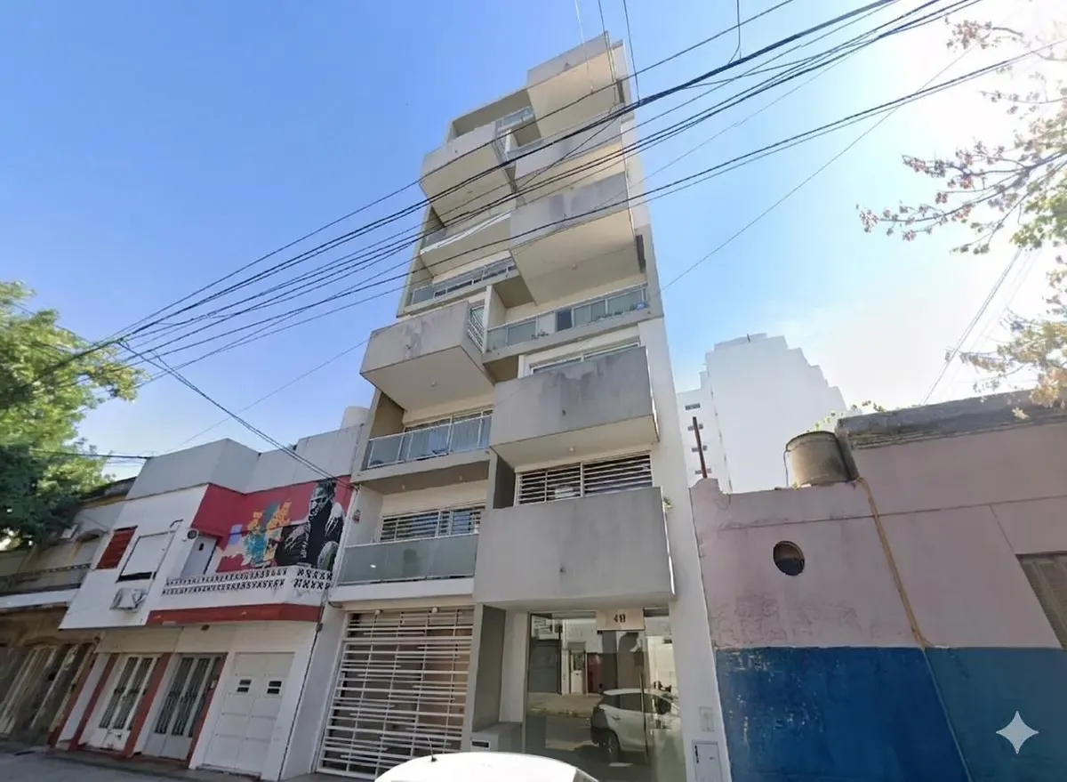 Departamento En Alquiler 1 Dorm Con Balcón Al Frente