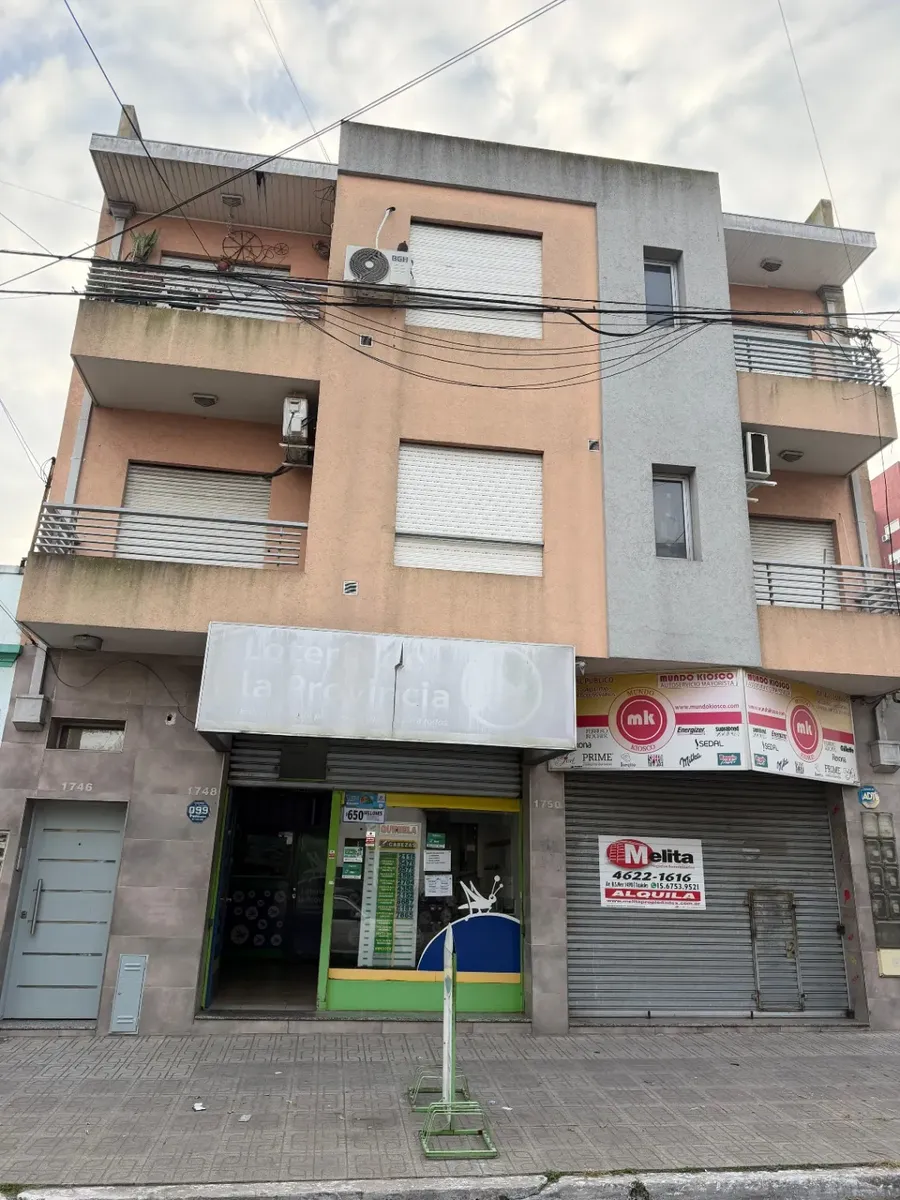 Departamento 1 dormitorio con balcón
