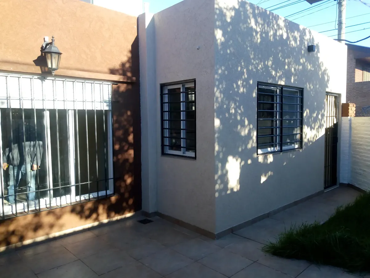 Casa En Alquiler Villa Tesei Hurlingham