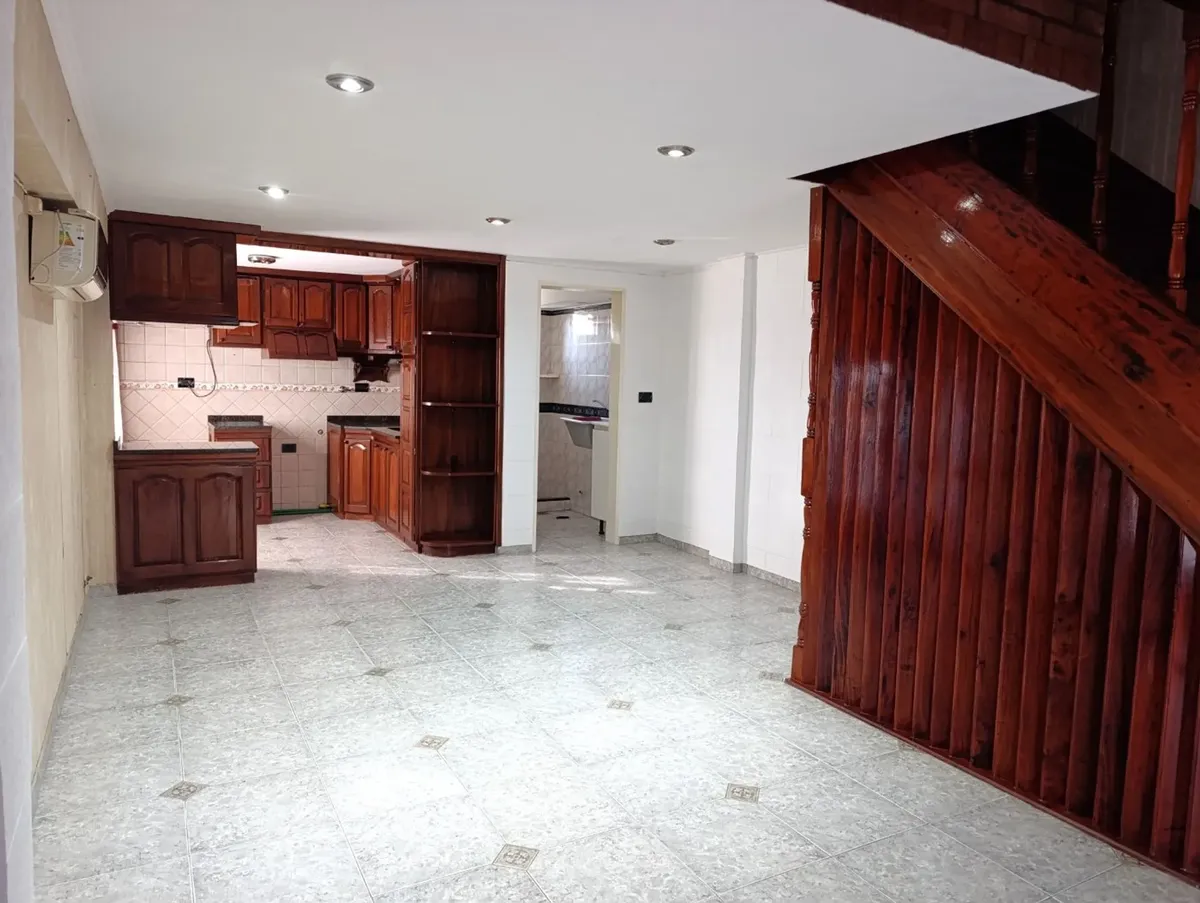 Ph En Alquiler De 3 Ambientes En Moreno