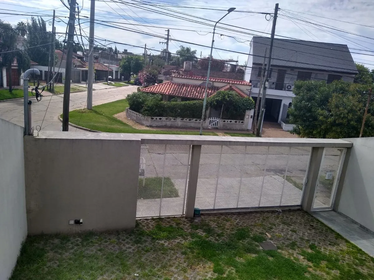 Alquiler Departamento 2 Amb Con Cochera Castelar