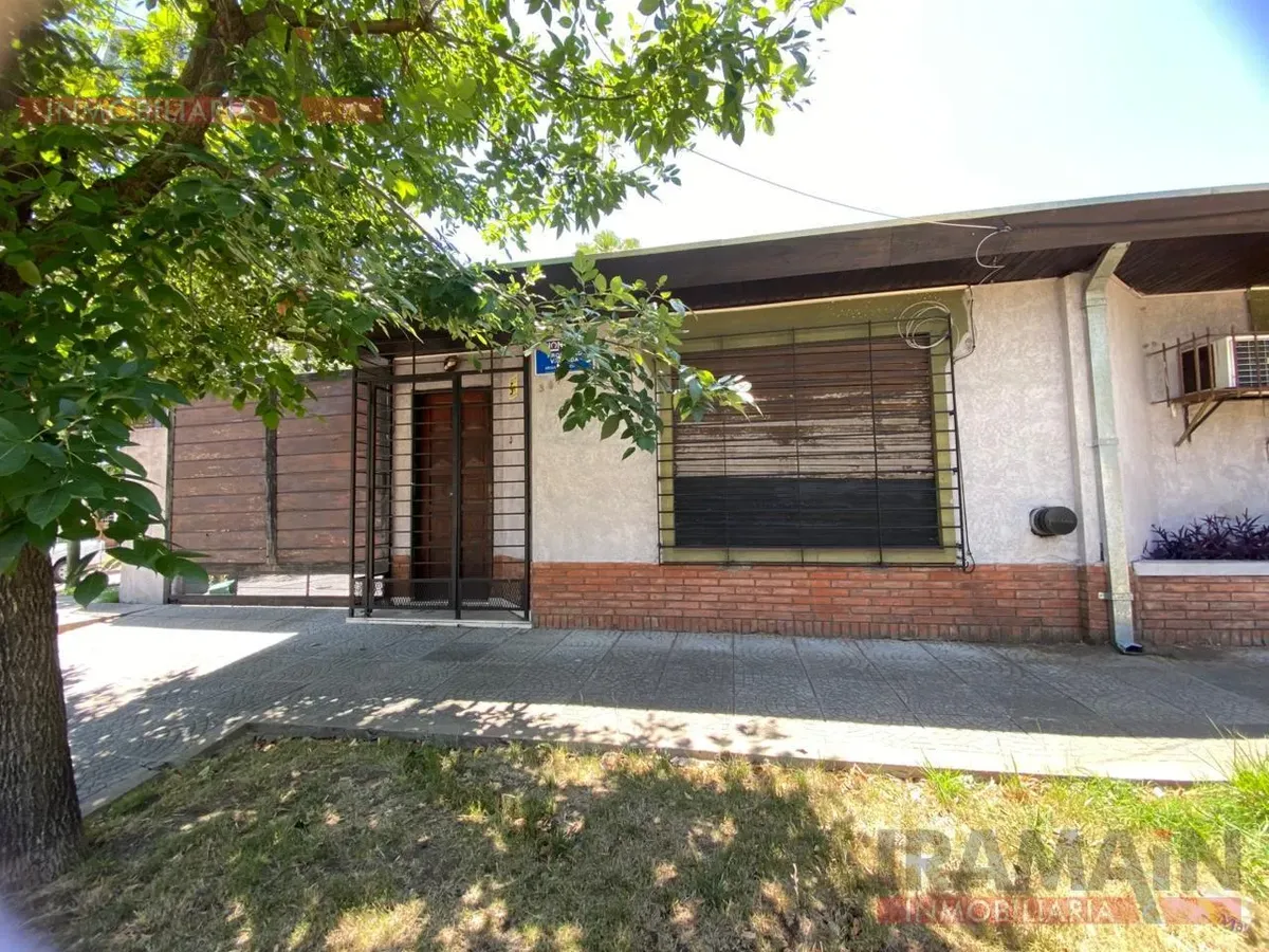 Casa En Moreno