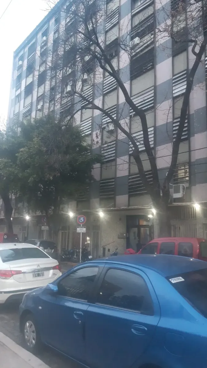 Estúdio no 2º andar com terraço
