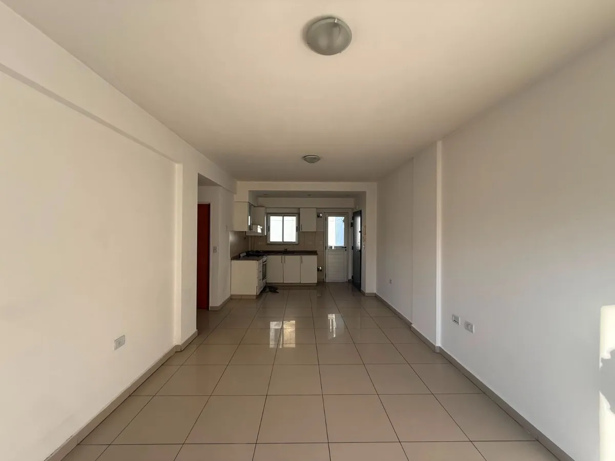 Departamento 3 Ambientes Al Frente Con Balcón | Moderno Y Luminoso | Boedo