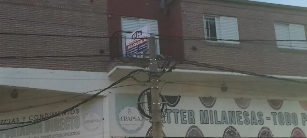 2 dormitorios, balcón