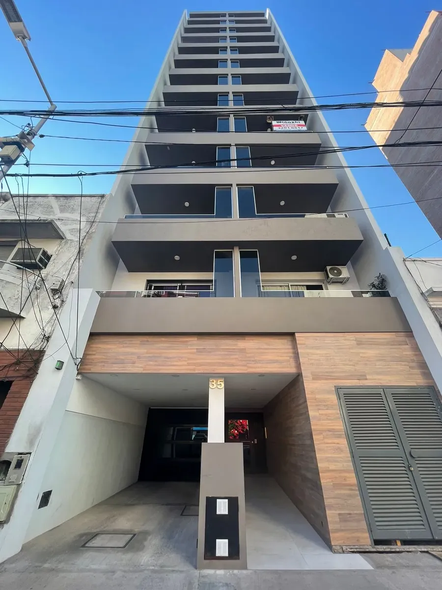 Monoambiente En Alquiler En Avellaneda Centro. C/amenities