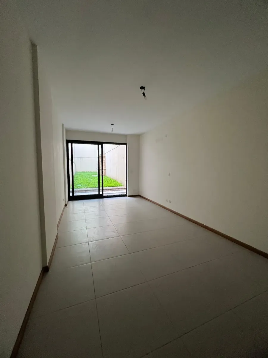 Alquiler Temporario - Departamento Monoambiente Sin Muebles C/patio Y Amenities. Beruti 3000 - Recoleta