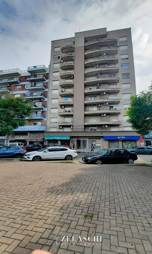 Alquiler: Departamento 2 Ambientes: Calle Alberdi - Caseros