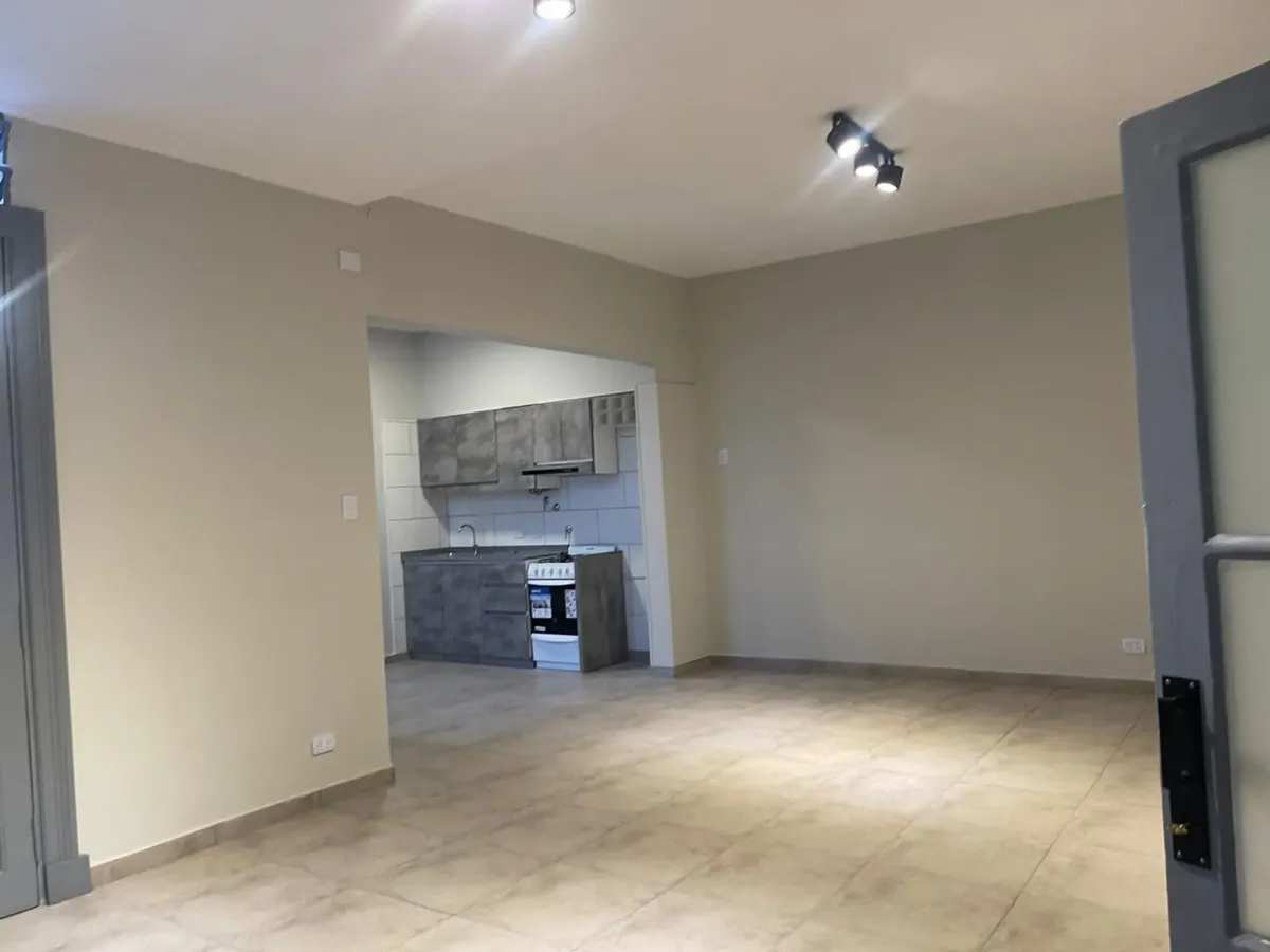 Alquiler Ph 2 Ambtes Patio Cochabamba 4100 Boedo