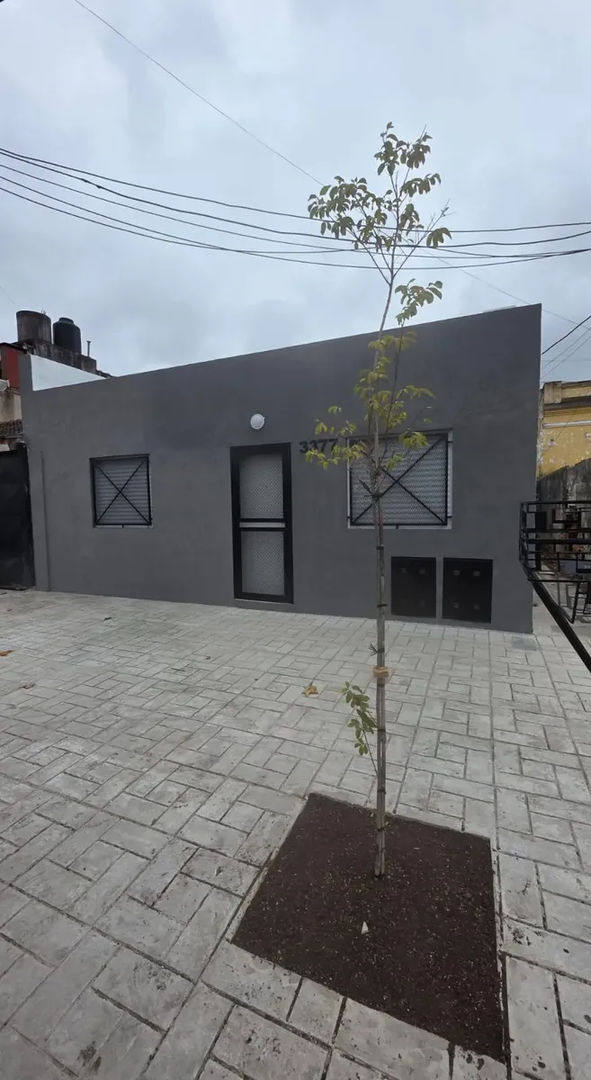 Alquiler Casa 3 Ambientes A Estrenar Con Terraza Cocina Equipada Placard Completo Diseño Moderno Excelente Luminosidad Ambientes Amplios Terminaciones Premium Lista Para Ingresar Ideal Familia Pareja