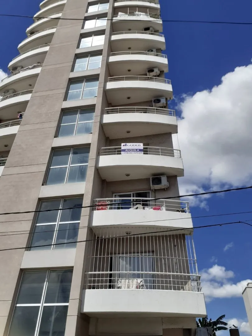 Departamento En Alquiler En Pilar