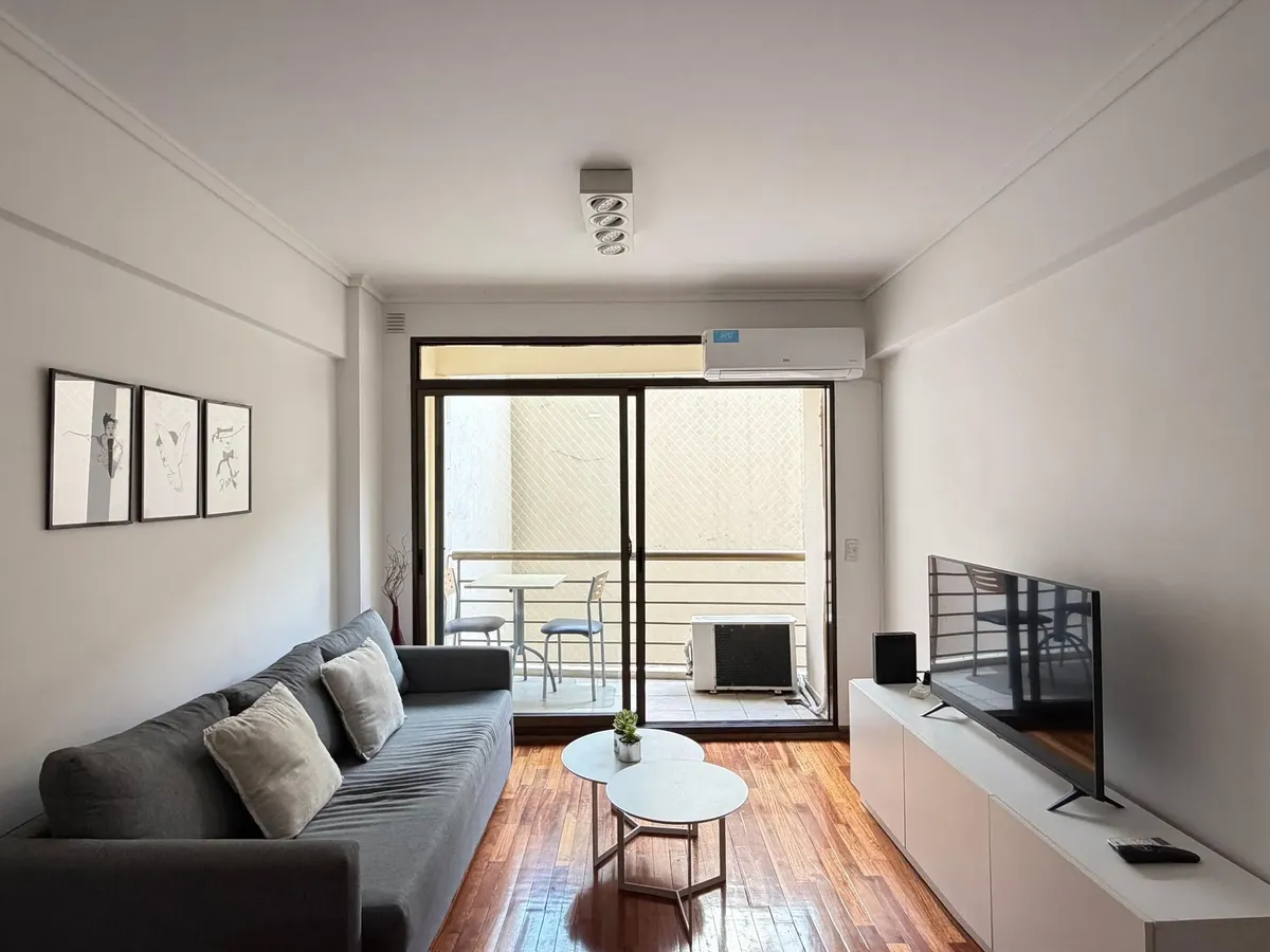 2BR with 9 m² private patio
