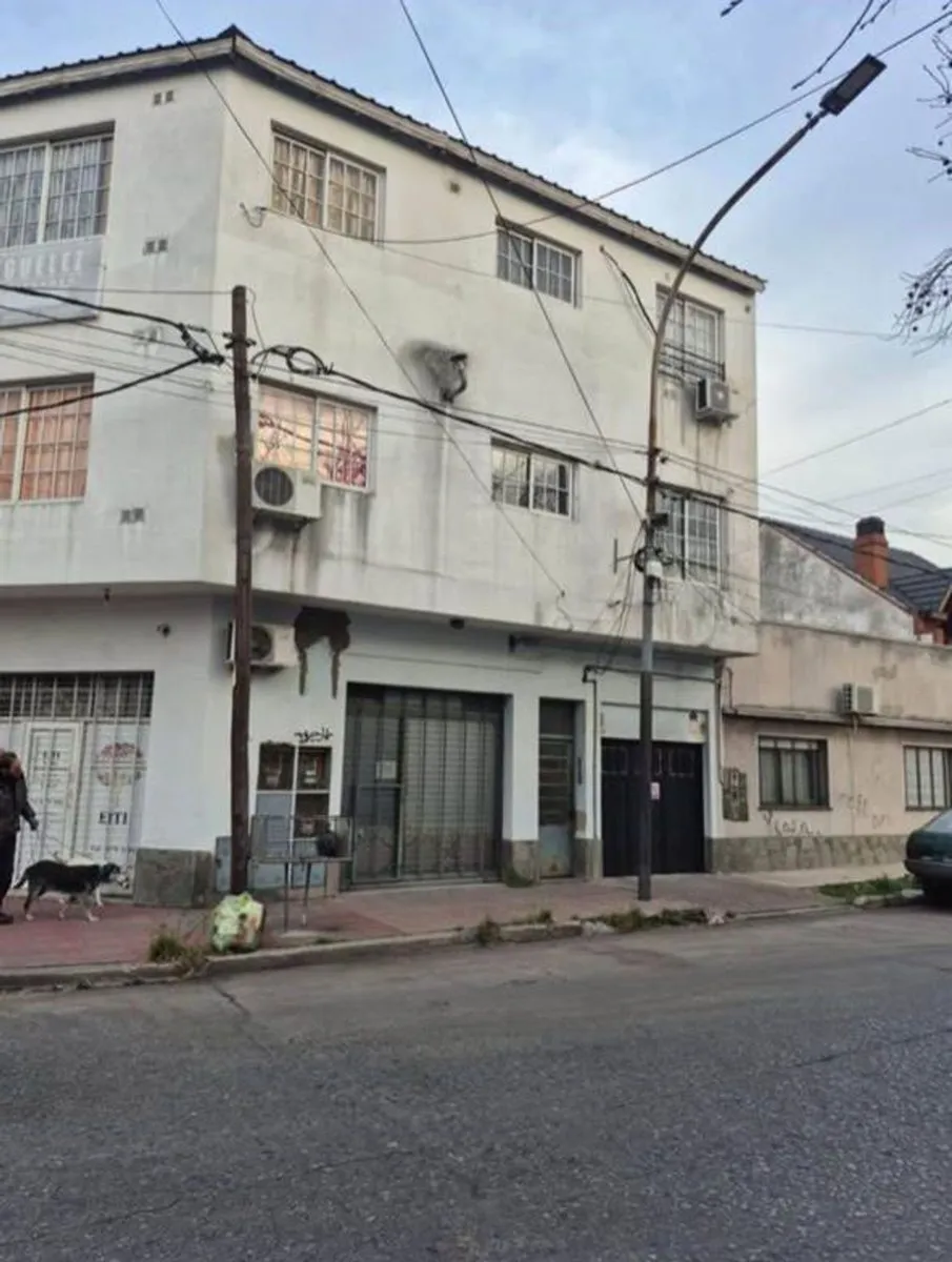 Monoambiente Alquiler-1er Piso-muy Luminoso -lanus
